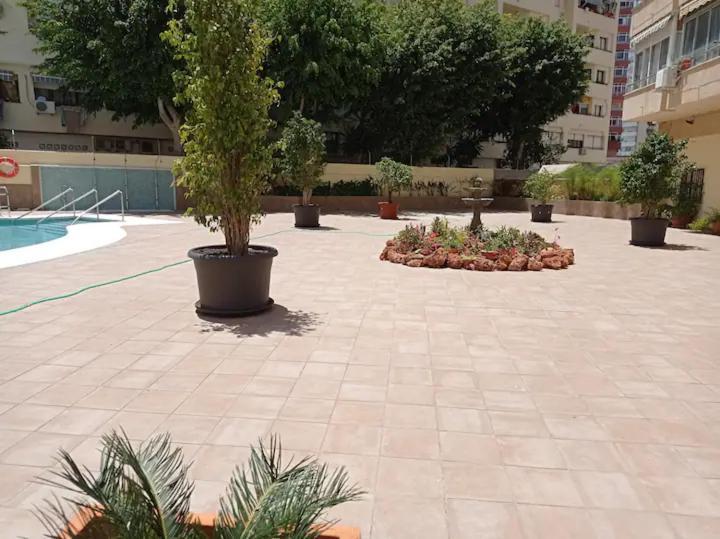 Bonito, luminoso y centrico apartamento con piscina y vistas al mar Torremolinos Exterior foto